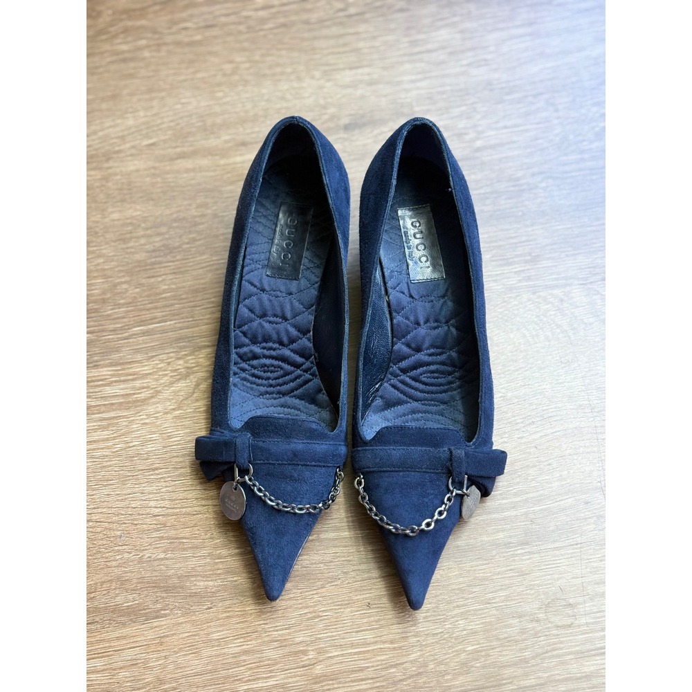 Gucci Navy Blue Suede Pointed Toe Kitten Heel Pumps Chain Detail Size 5B
